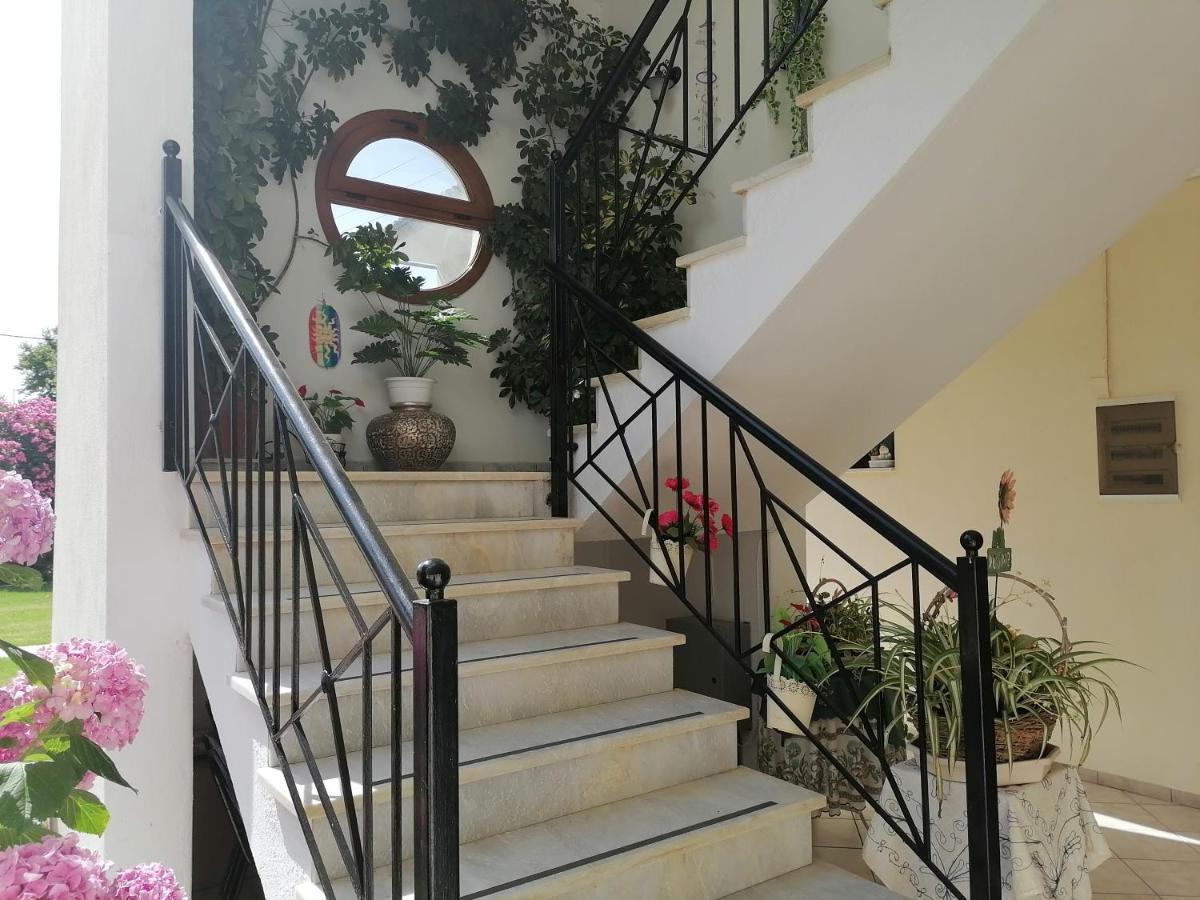 Palatino Studios Agia Paraskevi  Exterior foto